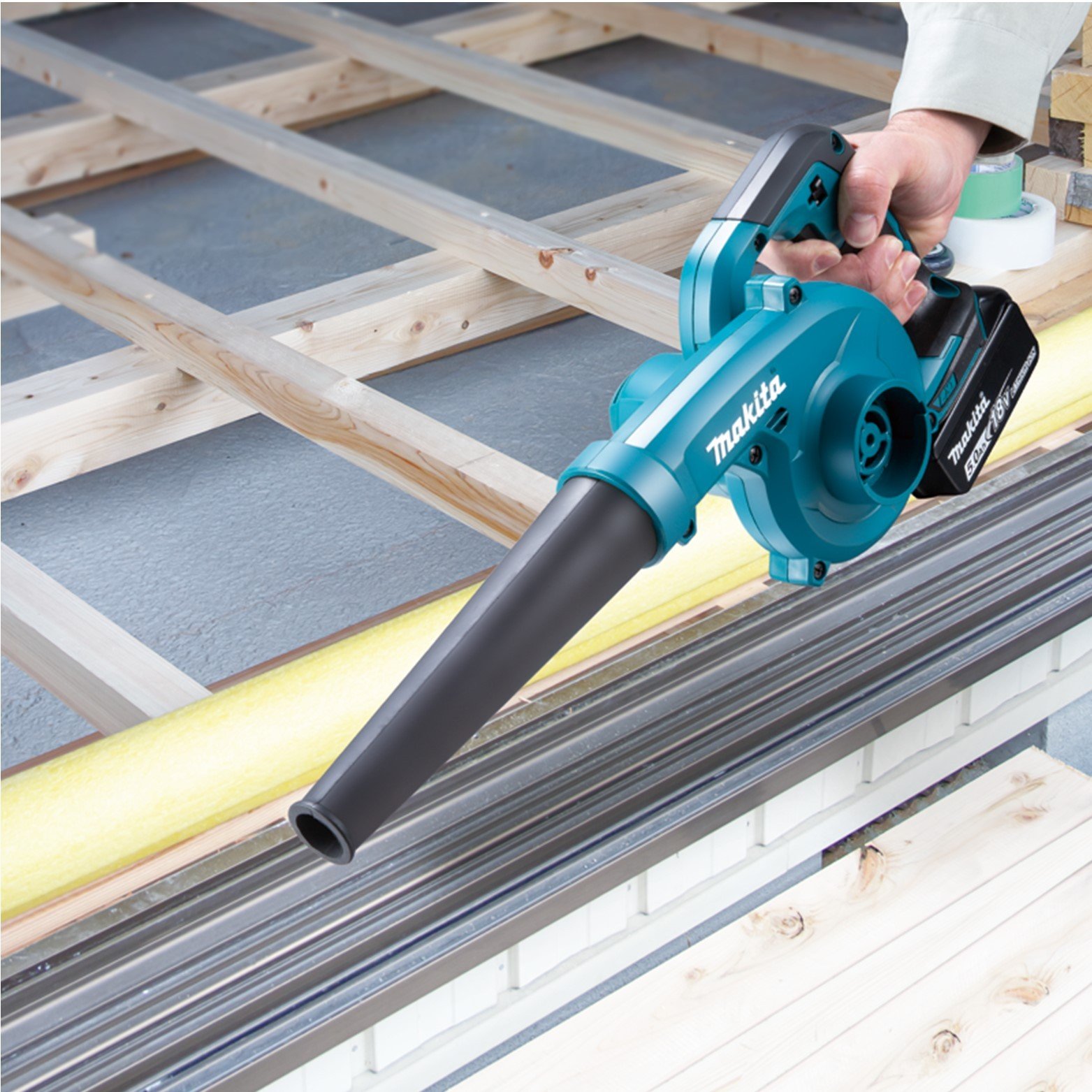 Soprador de Folhas a Bateria 18V DUB185ZX2 - Makita